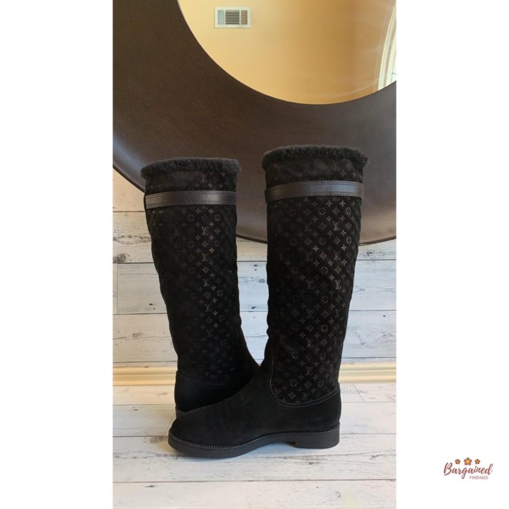 🛑SOLD🛑Authentic LOUIS VUITTON Monogram Suede - Picture 6 of 13